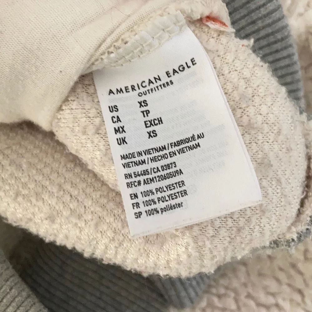 American Eagle Sherpa Half Zip Sweater Size XS White Varsity Pullover Pocket EUC - Image 3