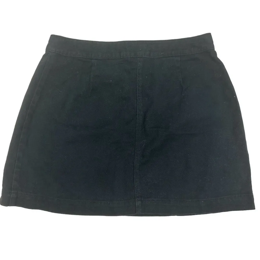 DIVIDED by H&M Women's Black Denim Mini Skirt Size 8 Casual - Image 7