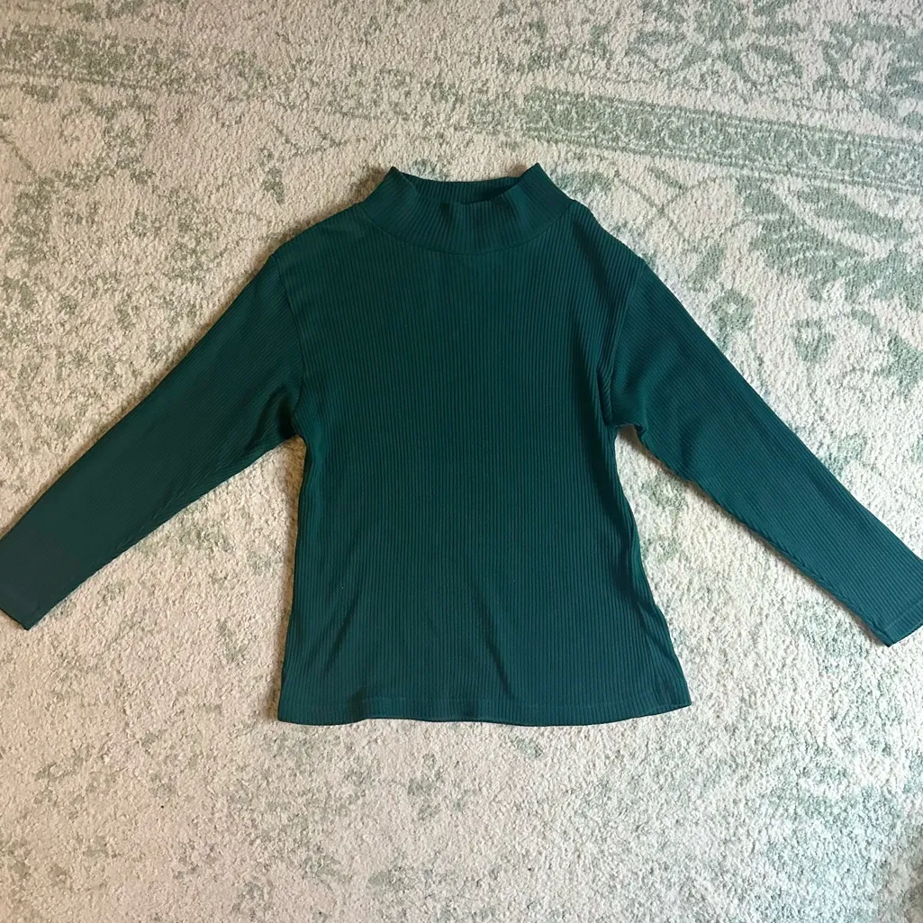 Vintage Emerald Green Ribbed Turtleneck Sweater Size L - Image 2
