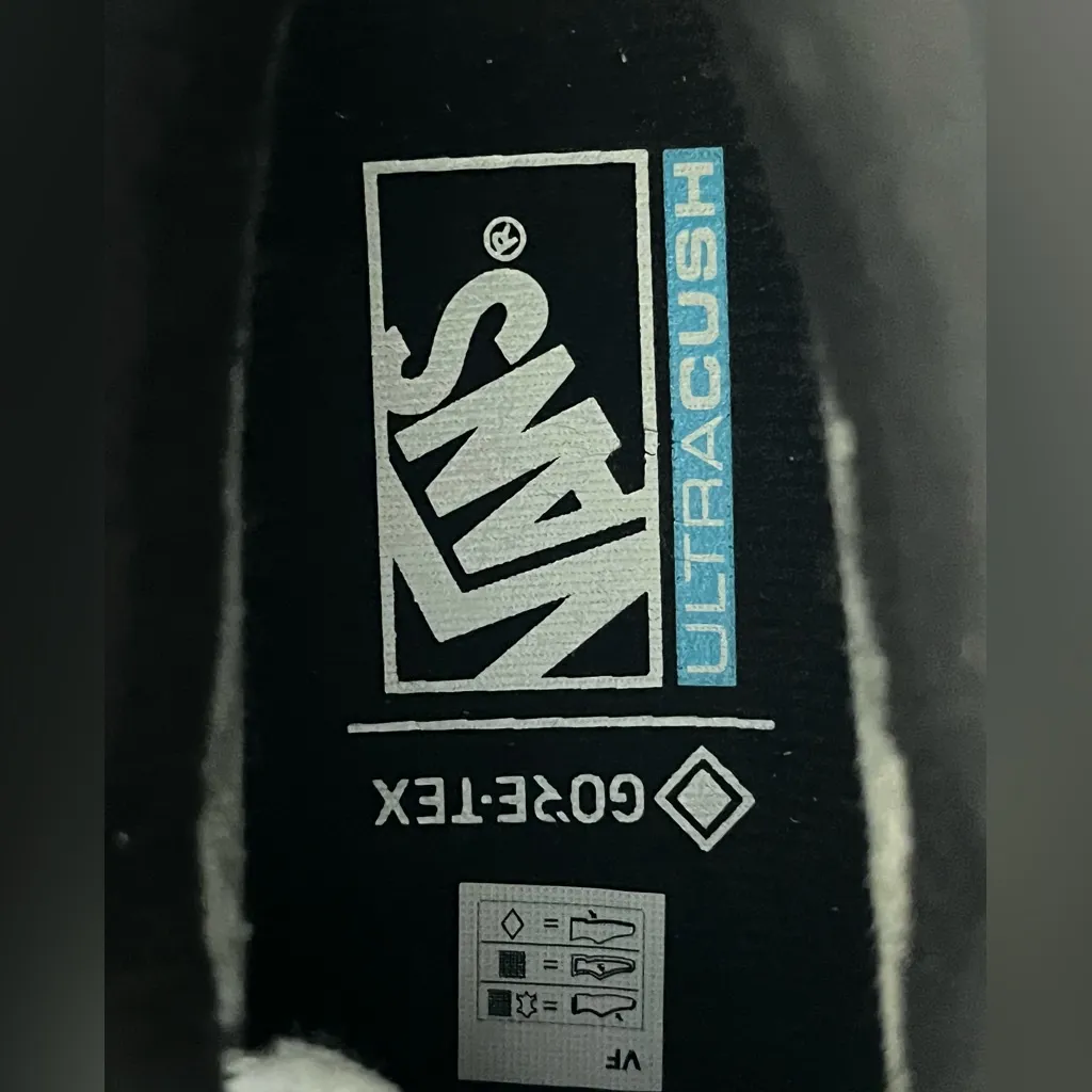 Vans Sk8-Hi GORE-TEX MTE winter waterproof sneaker boots NEW 8 - Image 12