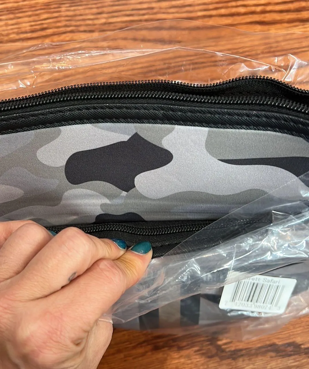 Brett Safari Crossbody - Image 4