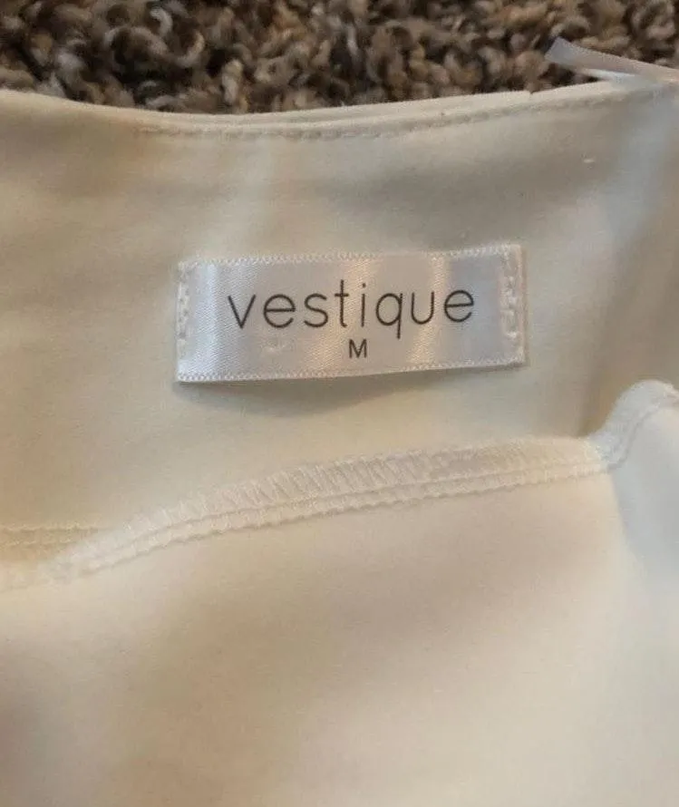 Vestique White Skort - Image 3