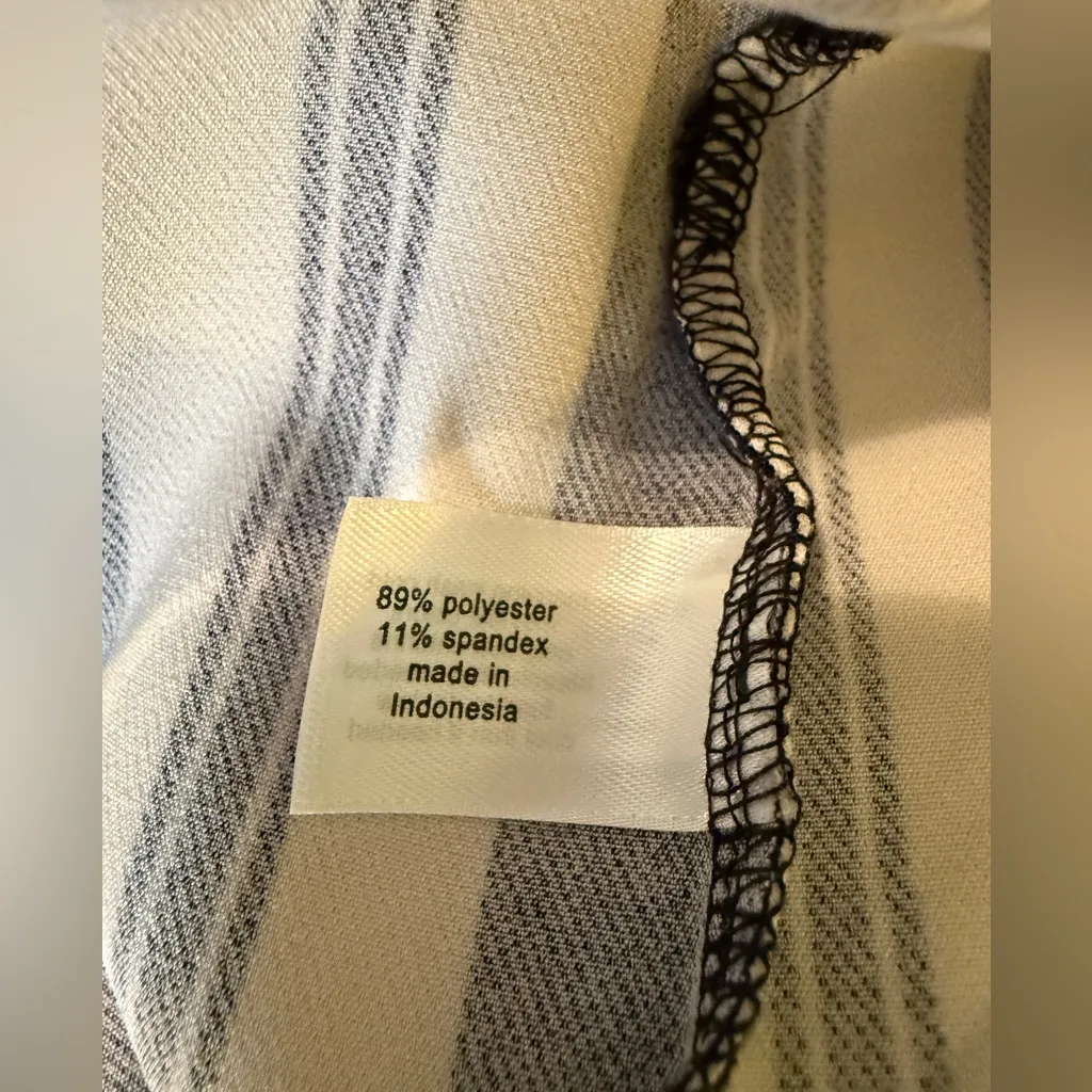 Lane Bryant Women Plus Black & White Extra Wide Leg S/S Jumpsuit w Tie Size 24 - Image 3