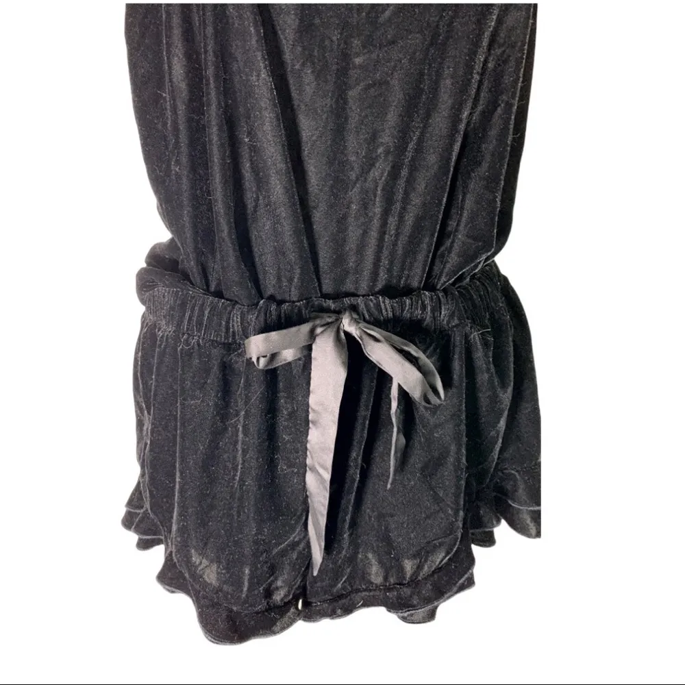 VS L Velvet 2 piece set Shorts & Tank Pajama - Image 4