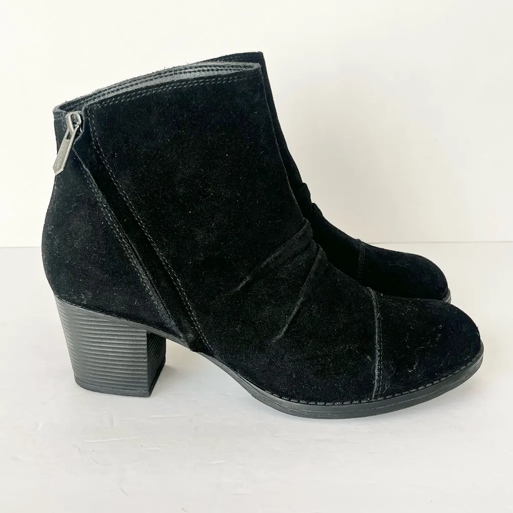 Skechers Taxi Uptown Funk suede ankle Boots - Image 3