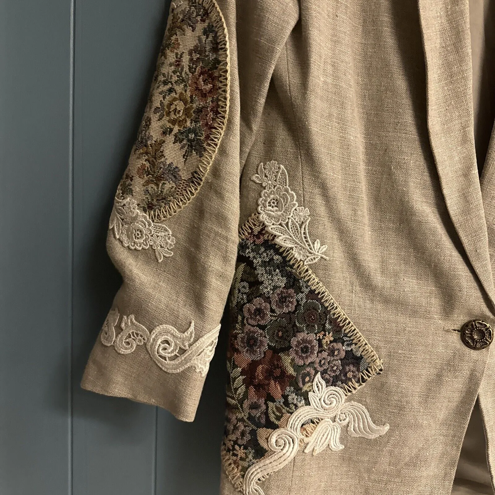 Harris Wallace Women’s Oatmeal Linen Jacket Floral Appliqué‎ Petite Size M PM Tan Size M - Image 5