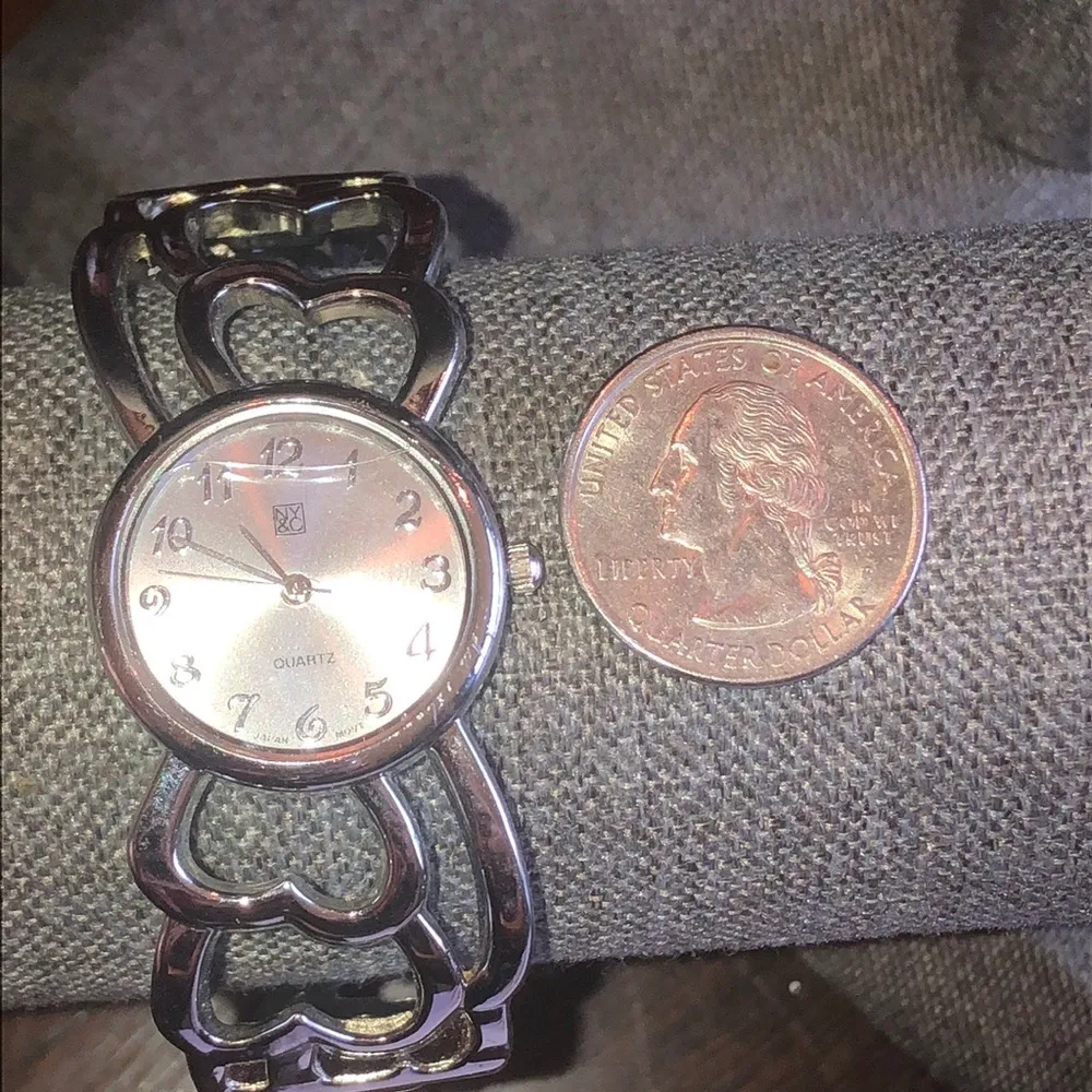 NY & Co. Silver Tone Cutout Cuff Band Watch Wristwatch NEW BATTERY - Image 7