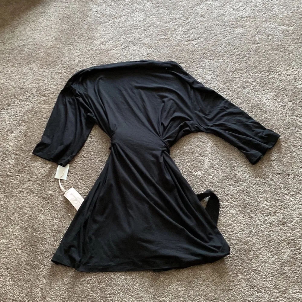 Linea Donatelle Floral Black White 2 Piece Robe/Chemise Set SIZE M - Image 9