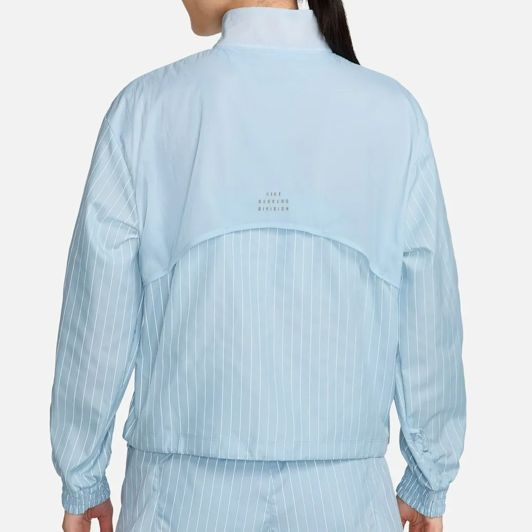 NIKE Running Division Light Armory Blue Paneled Pinstriped Crinkled-Shell Jacket - Image 9