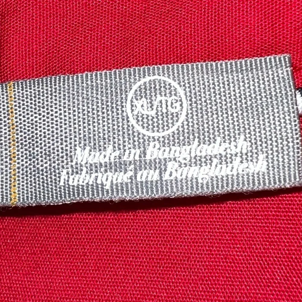 Rider pretty red button up blouse! New - Image 8