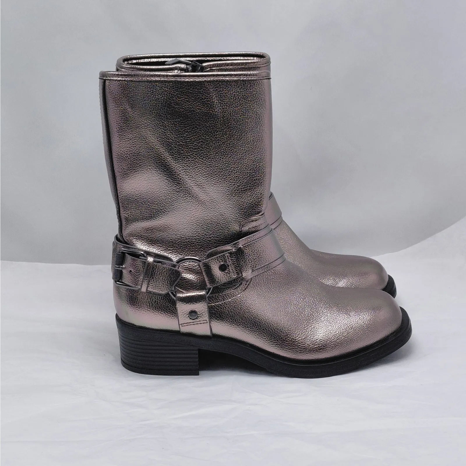 Dolce Vita Armonda Metallic Ankle Boots Women’s 6 Silver Buckle Moto Biker - Image 2