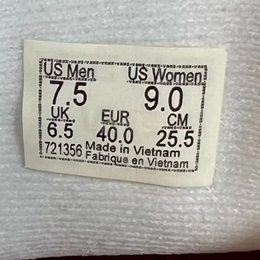 Vans Unisex House of Terror IT You'll Float Shoe Size 9 or 7.5 #B1602 - Image 5