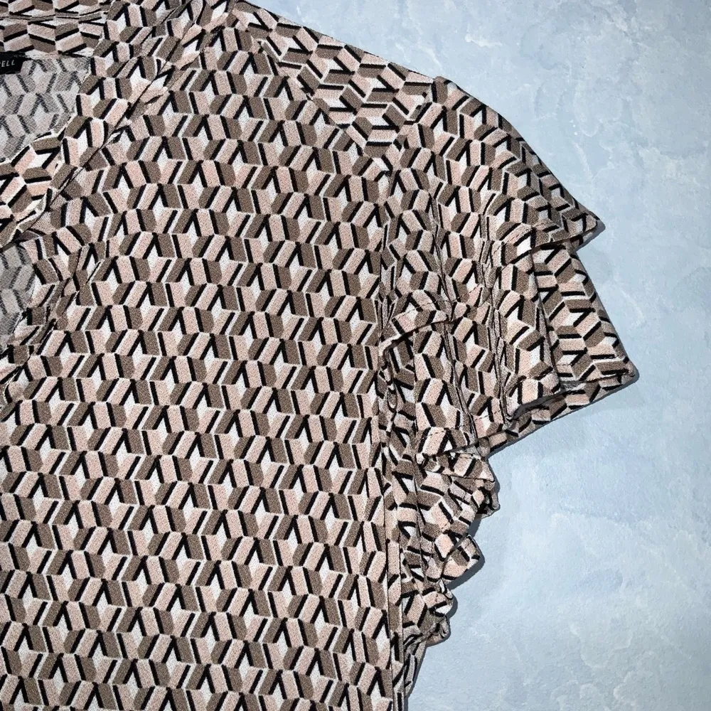 Adrianna Papell Tan Geo Print Stretch Knit Retro Ruffle Sleeve Tie Neck Blouse S - Image 2