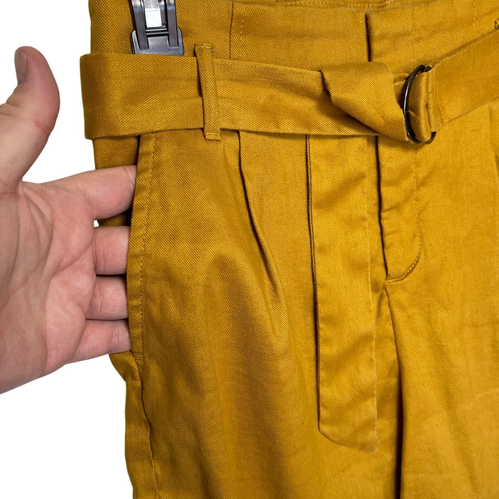 BANANA REPUBLIC Women’s Linen Blend High Waisted Belted Short size 6 - Image 3