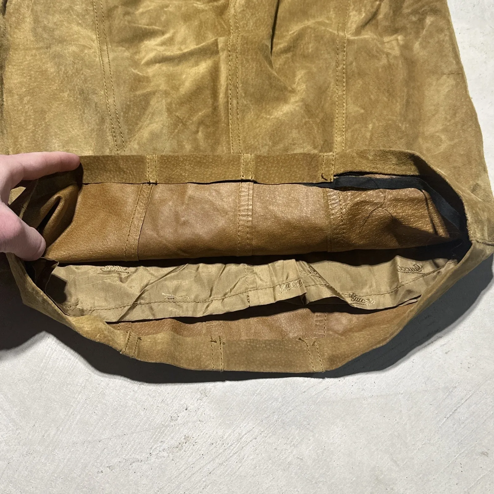 Vintage Gucci Suede Leather Skirt Made In Italy SZ 44 Brown Classy 1980s - Image 7