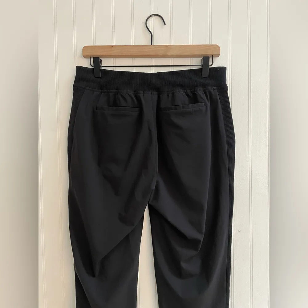 ATHLETA Brooklyn Mid-Rise Ankle Pant in Black Size 6 - Image 10