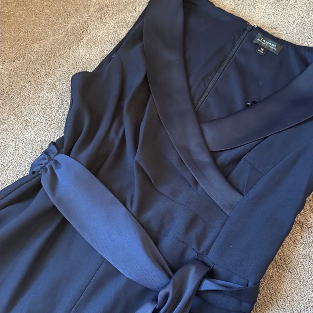 Tahari Arthur S. Levine Navy Jumpsuit SIZE 16 Blue - Image 4