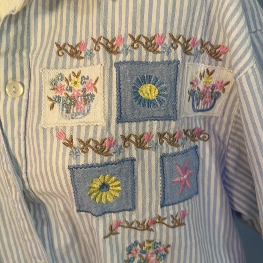 Jane Ashley Vintage BleuWhite Embroidered Shirt Eyelet Lace Collar cotton large - Image 2