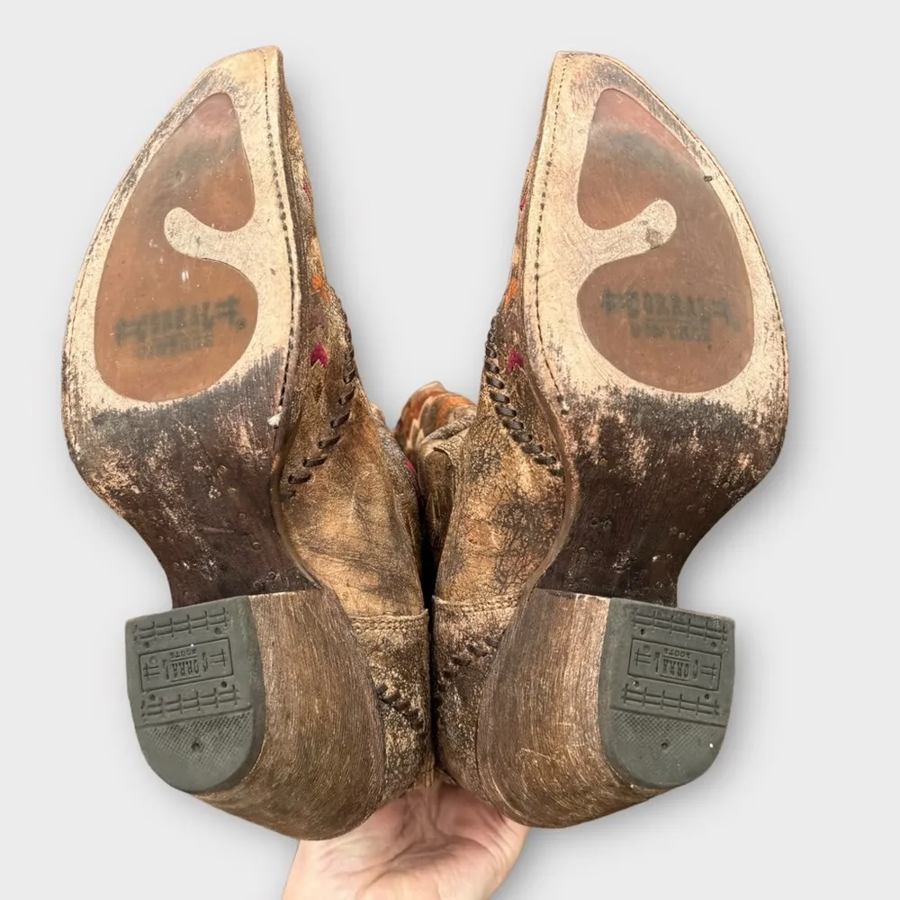 Corral Vintage Western Boots Brown Snip Toe with Red and Orange Embroidery - Image 10
