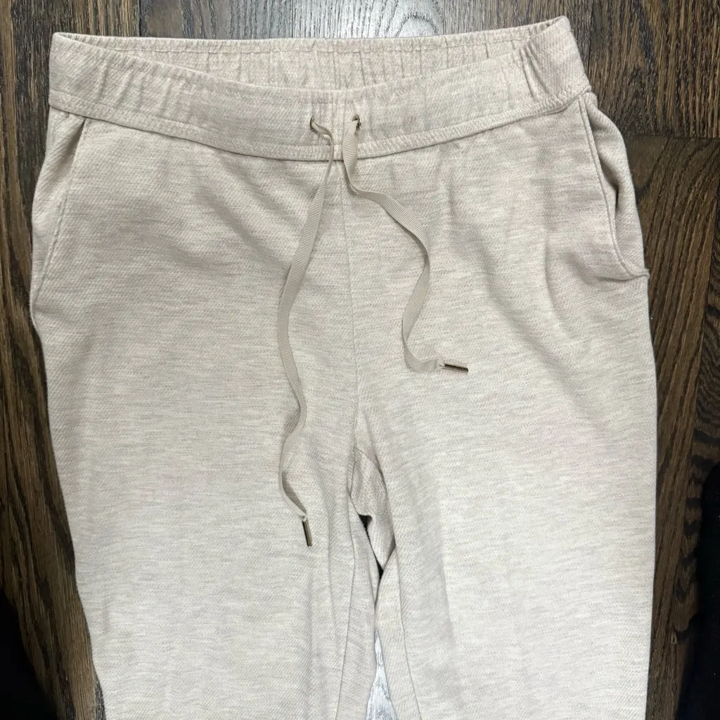 Rachel Zoe Light Beige Hood And Pant Set - Image 4