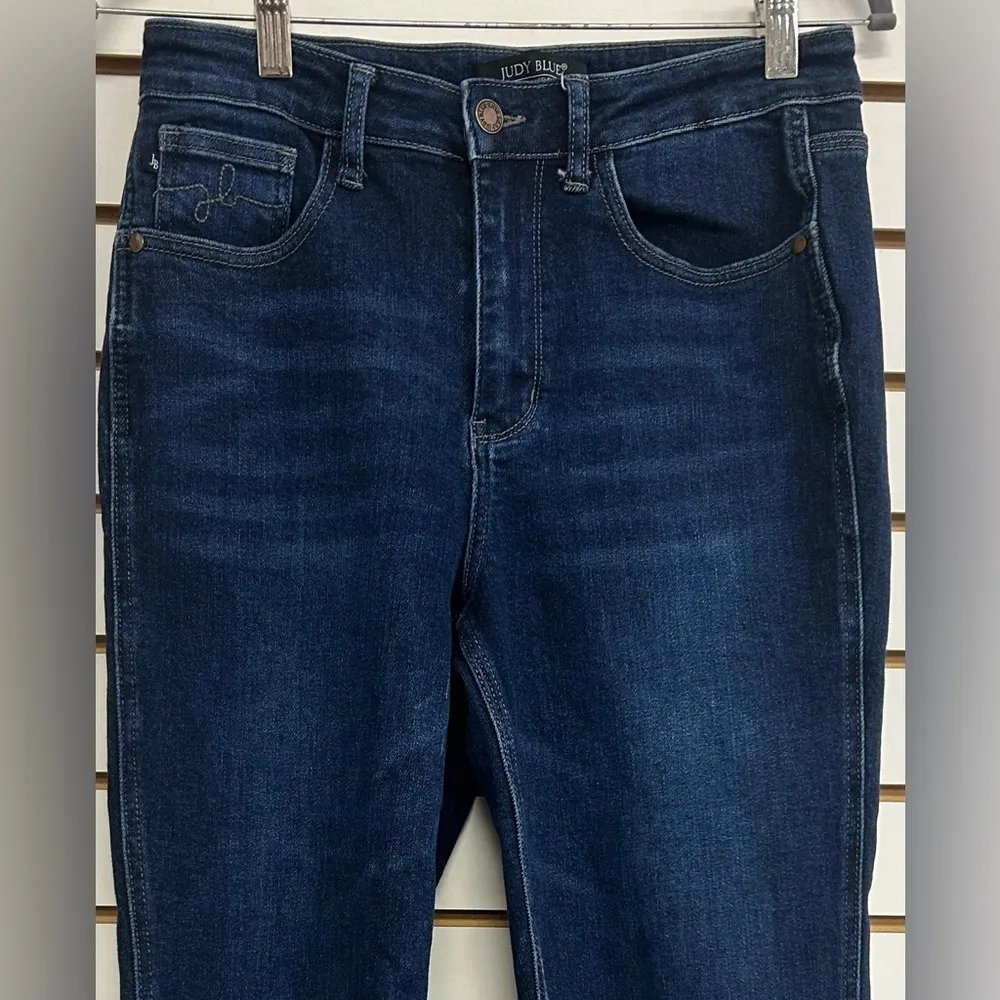 Judy Blue High Rise Cropped Straight Jeans Frayed Hem EUC 7/28 Stretch JB88375 - Image 3