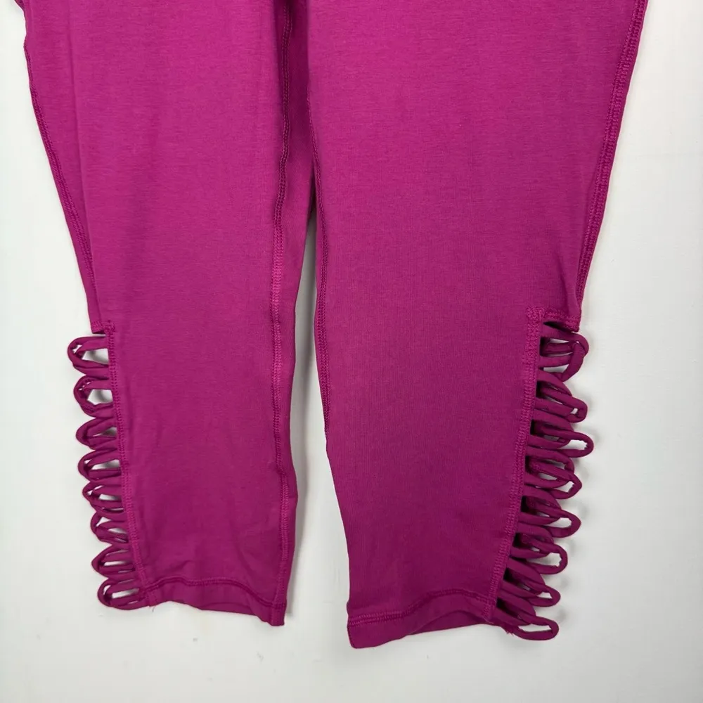 NWT Livi Active Sz 14/16 High Rise Stretch Crop Leggings Capri Pink Berry - Image 11