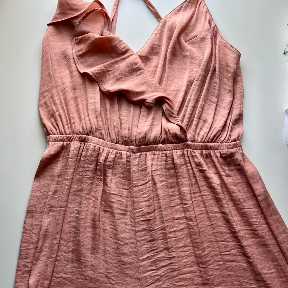 XS blush romper - Image 2