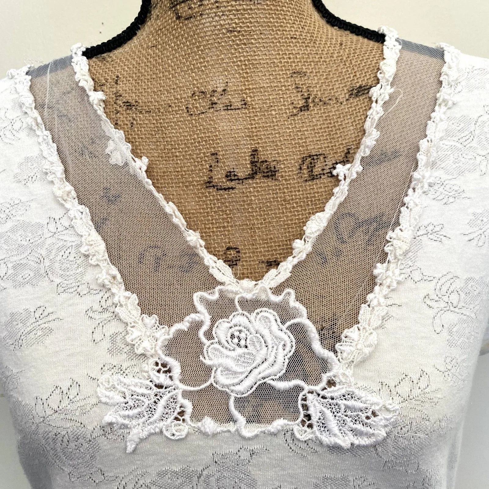 Vintage Cinema Etoile Floral‎ Pointelle Lace Tee Cream Coquette Size Medium White - Image 2