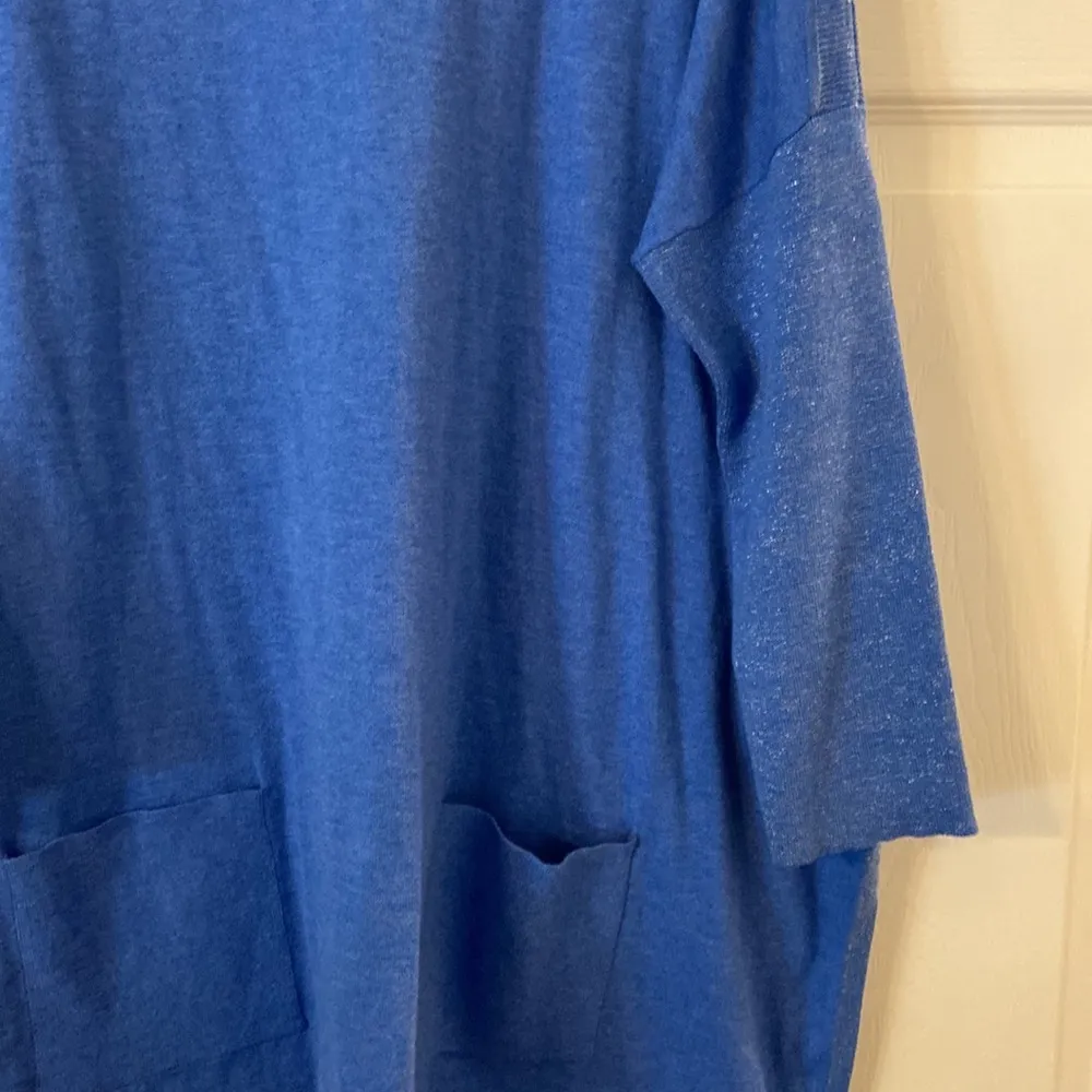 Lilly Pulitzer Shirt size L excellent condition color blue please see all photos - Image 4