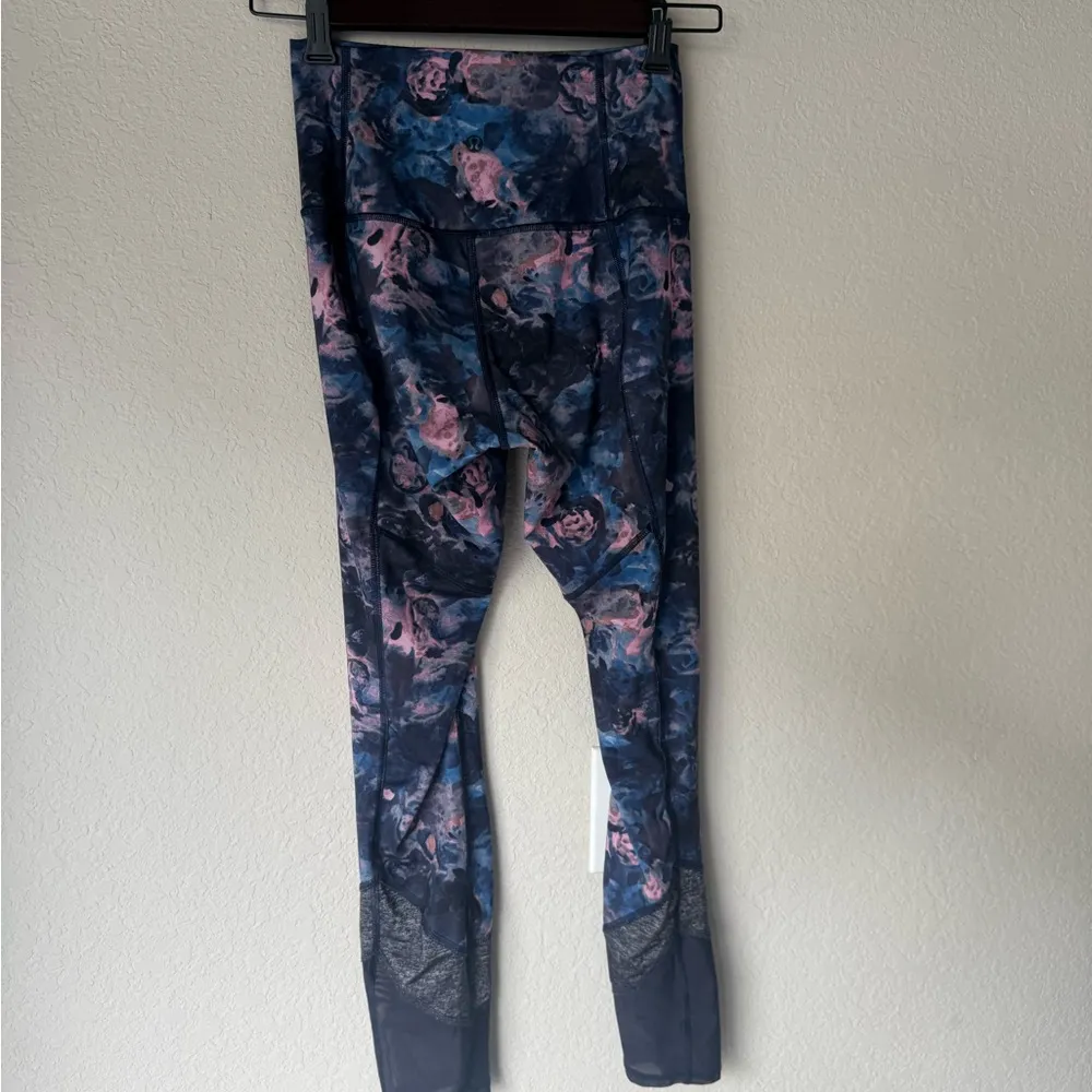 Lululemon If You're Lucky Full On Luxtreme
Moody Mirage Bark Berry Navy Leggings - Image 10