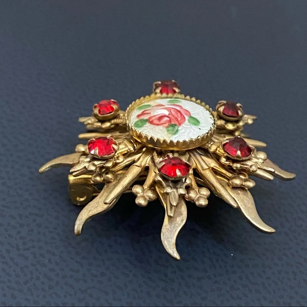 Vintage Unsigned Sun Burst Red Stones Brooch - Image 9