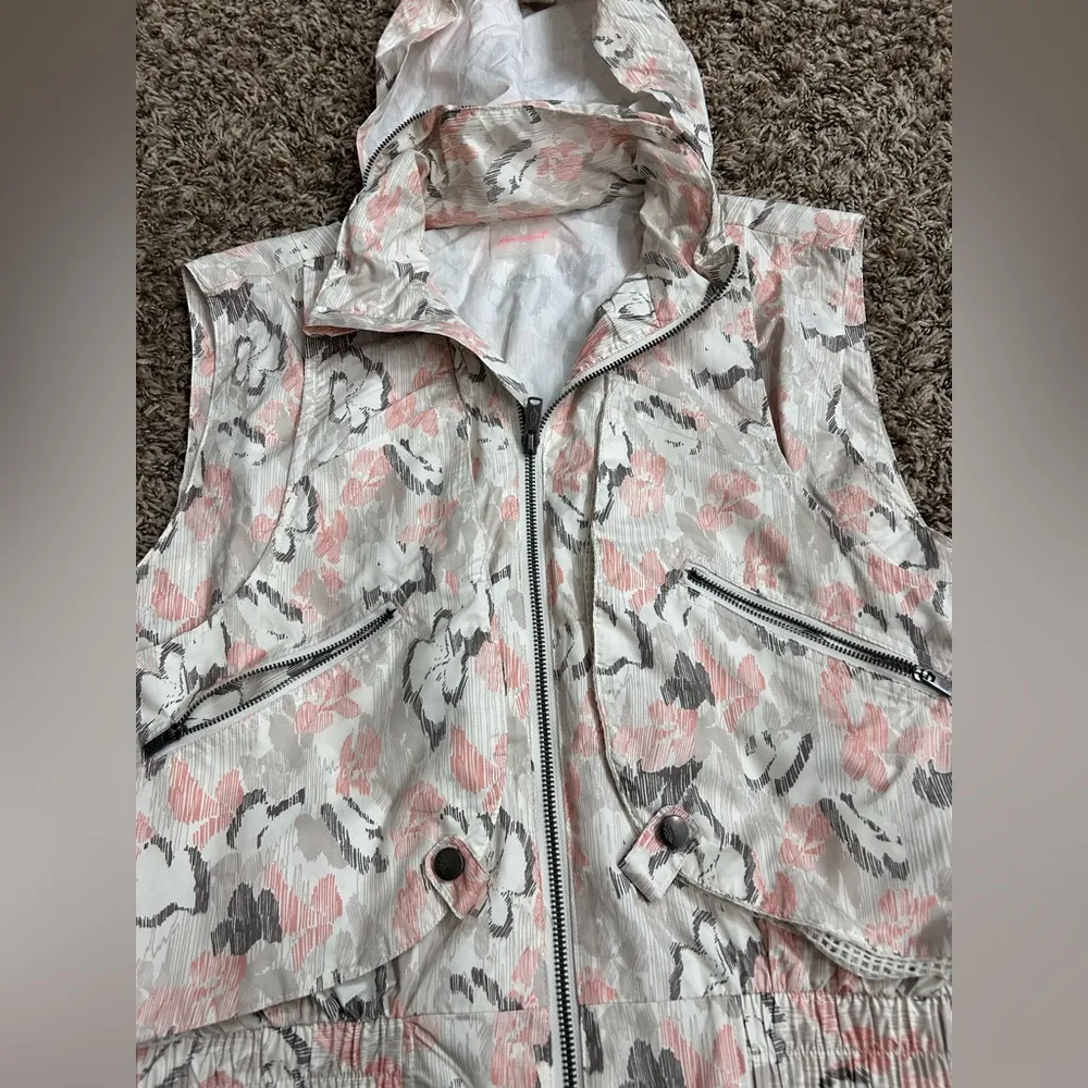 Free People Movement Off The Grid Printed Vest Sz S Hooded Convertible No Hood - Image 10