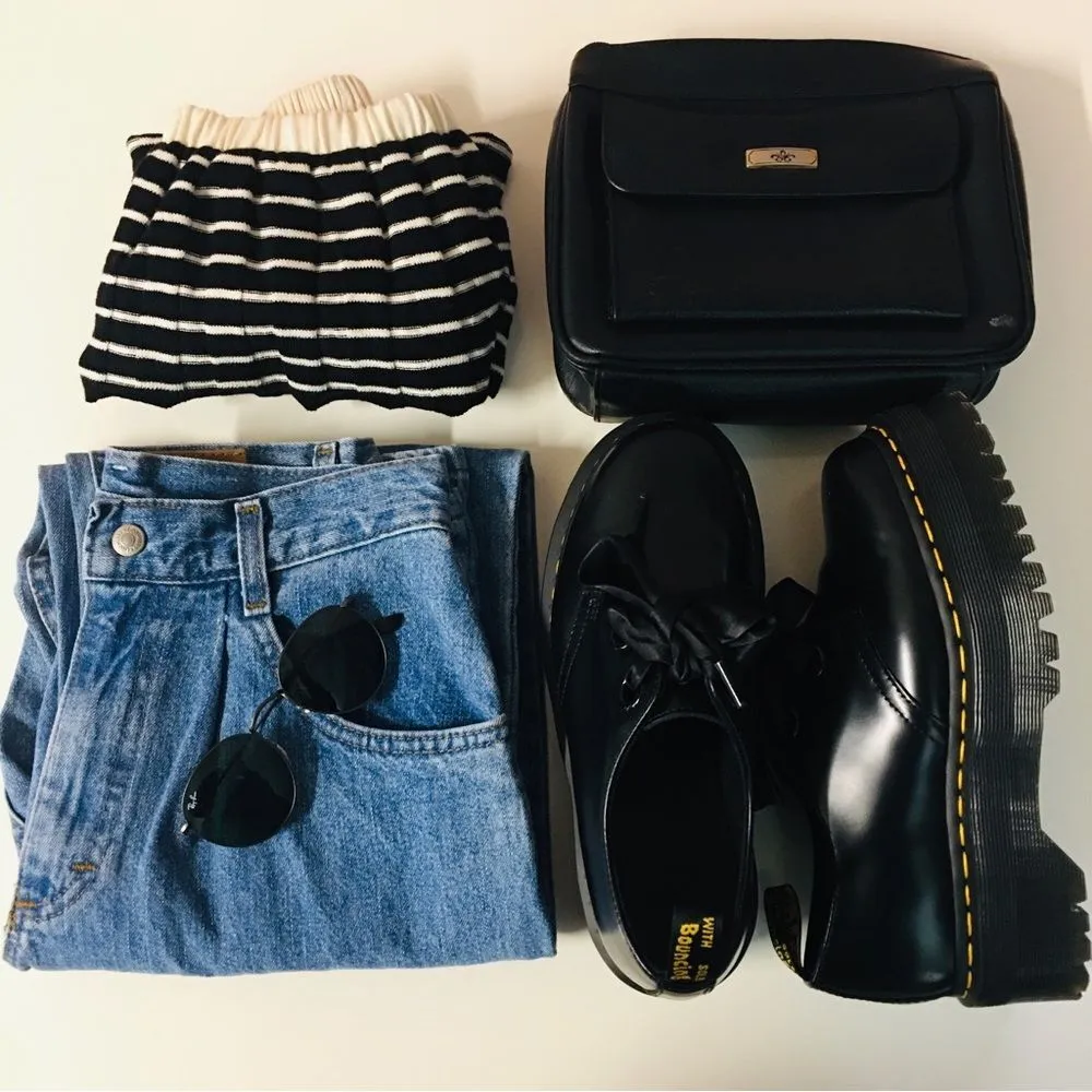 Urban Outfitters Black & Cream Striped Off-The-Shoulder Sweater Top Size S NWT - Image 2