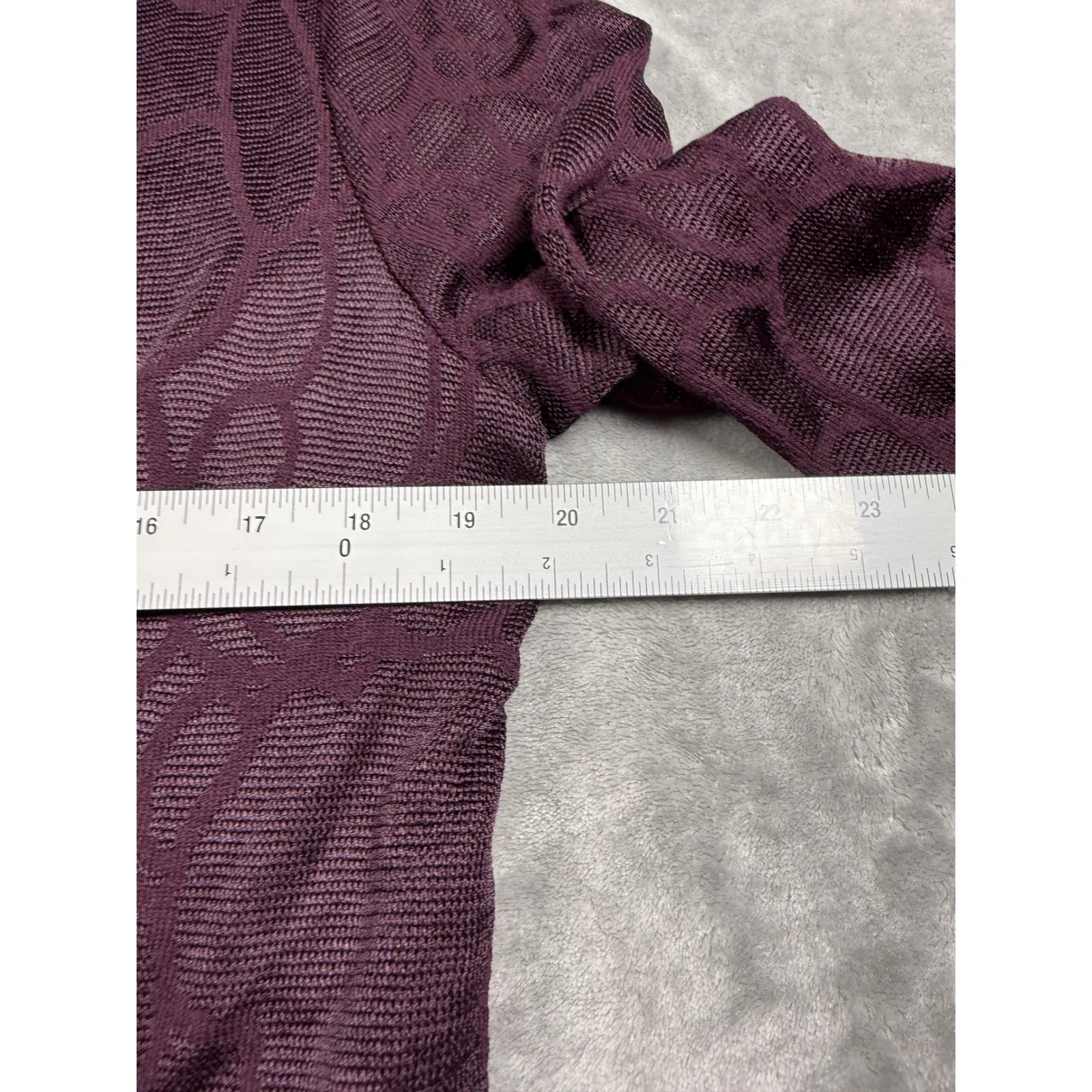 St. John Purple Plum Knit Cardigan Sweater Open Front Floral Pattern Medium - Image 9