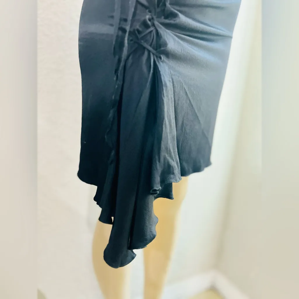 Gucci  2002 tom ford for gucci silk skirt. italian size 40 but lace up front - Image 3