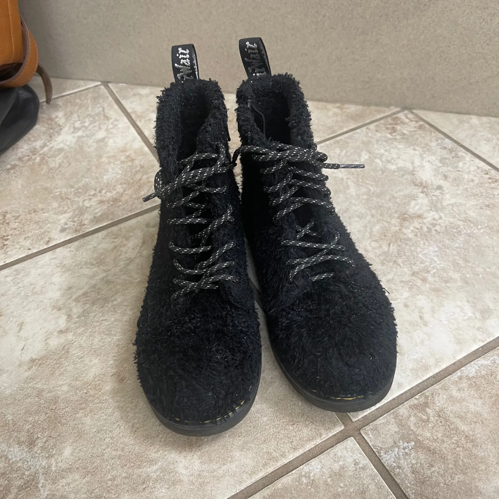 Dr Martens Pascal Furry Fleece Black Combat Boots Women US 5 / men 4/UK 3 4 - Image 2