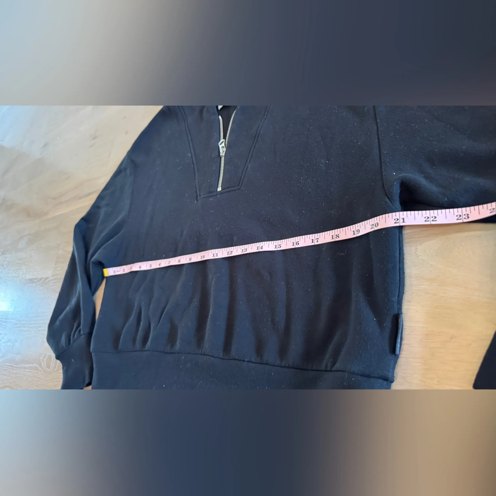 Varley Davidson Womens Half Zip Sweatshirt black size medium - Image 8