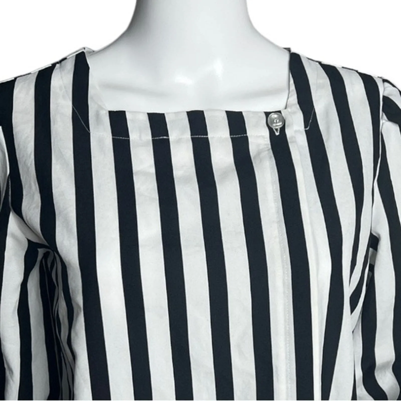 Lady Manhattan Shirt Womens 10‎ Black White Stripe Blouse Neutral Casual Vintage - Image 4