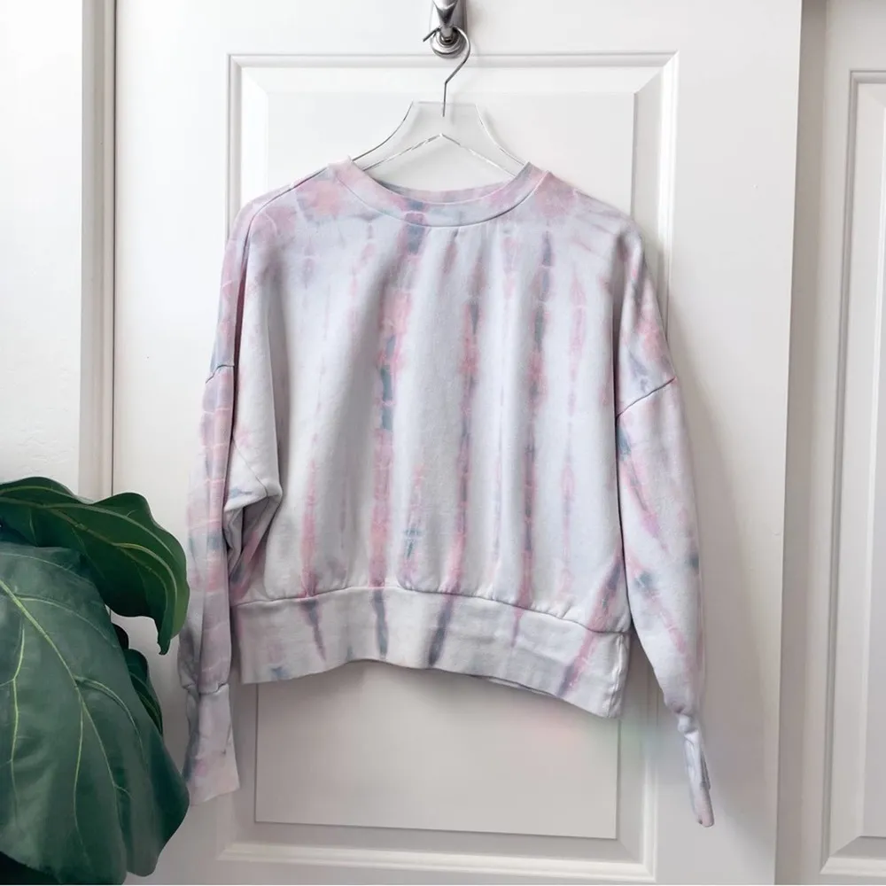 Old Navy Pastel Tie Dye Cropped Sweatshirt Large - Image 2