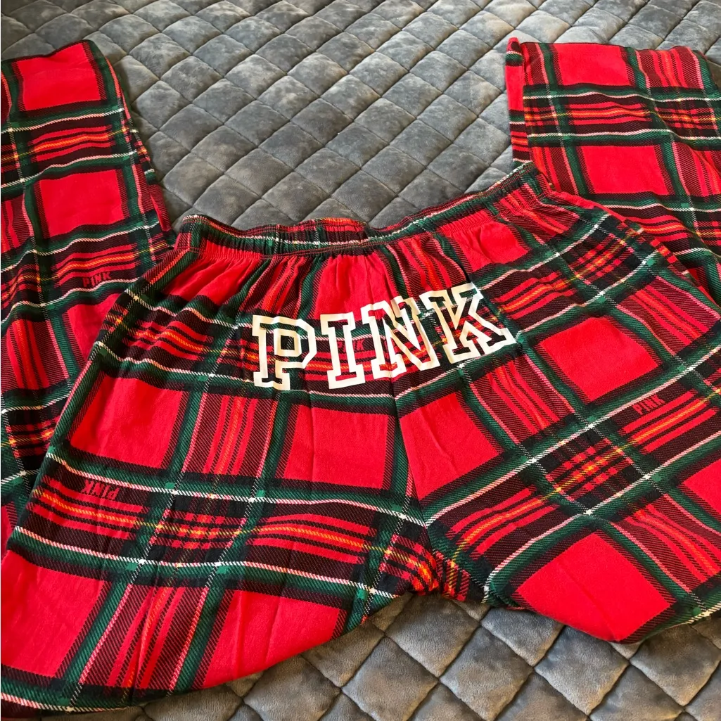 Victoria’s Secret Pajamas pants plaid & Sweatshirt - Image 5