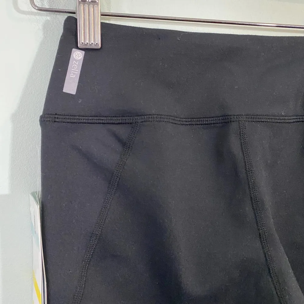 Zella Women's Black & Maroon Gossip Ankle Zipper Legging Size XS NWT - Image 6