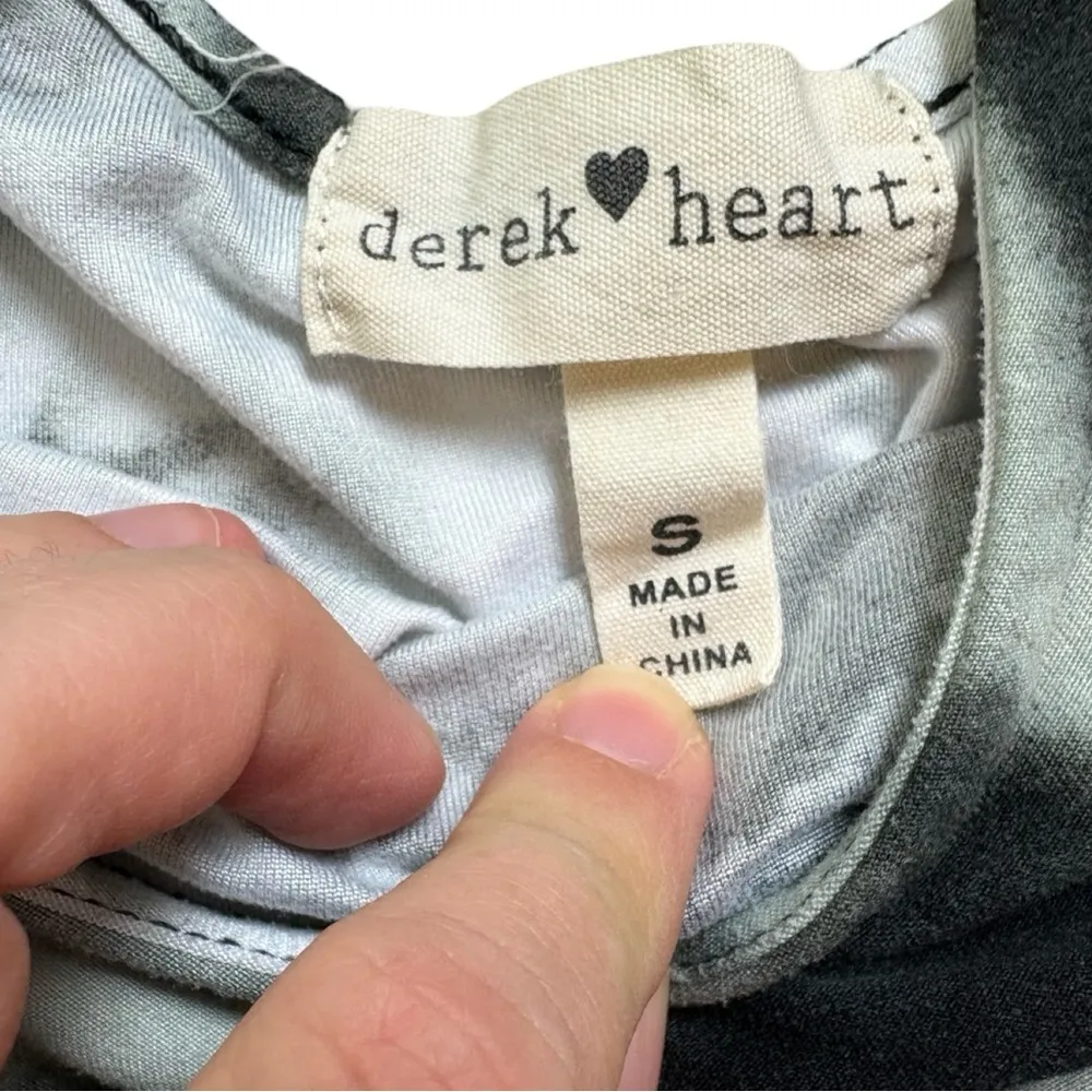 ⭐️Derek Heart Short Sleeve Shorts Romper - Image 3