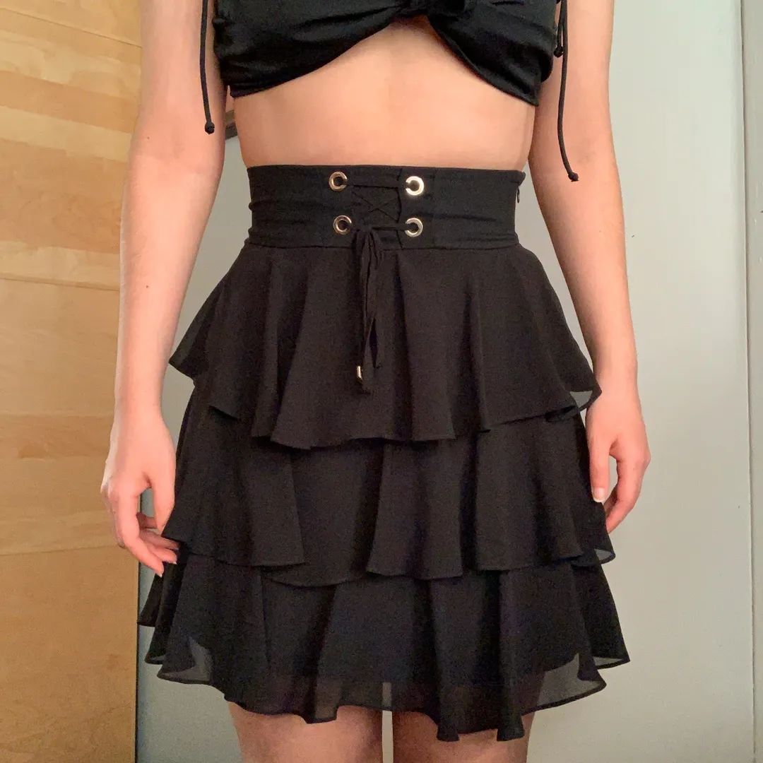 Tiered Ruffle Skirt - Image 6