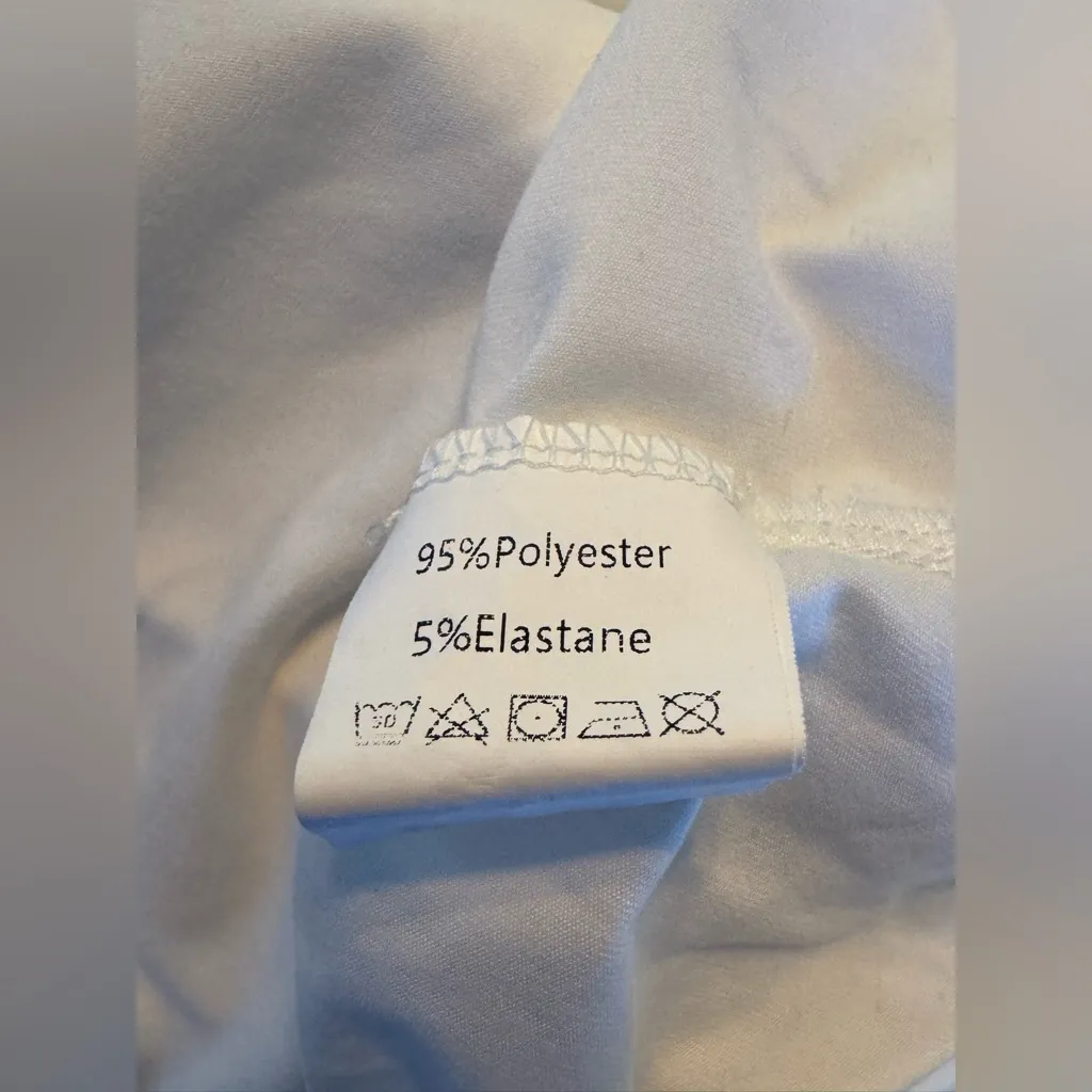 White Graphic Tank Top - Image 6