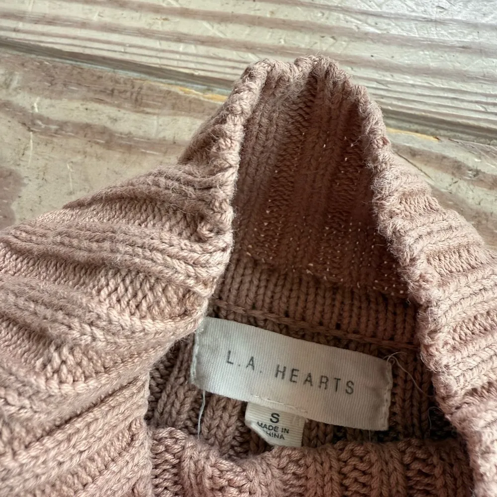 LA Hearts Brown Ribbed Knit Cropped Sweater size small - Image 2
