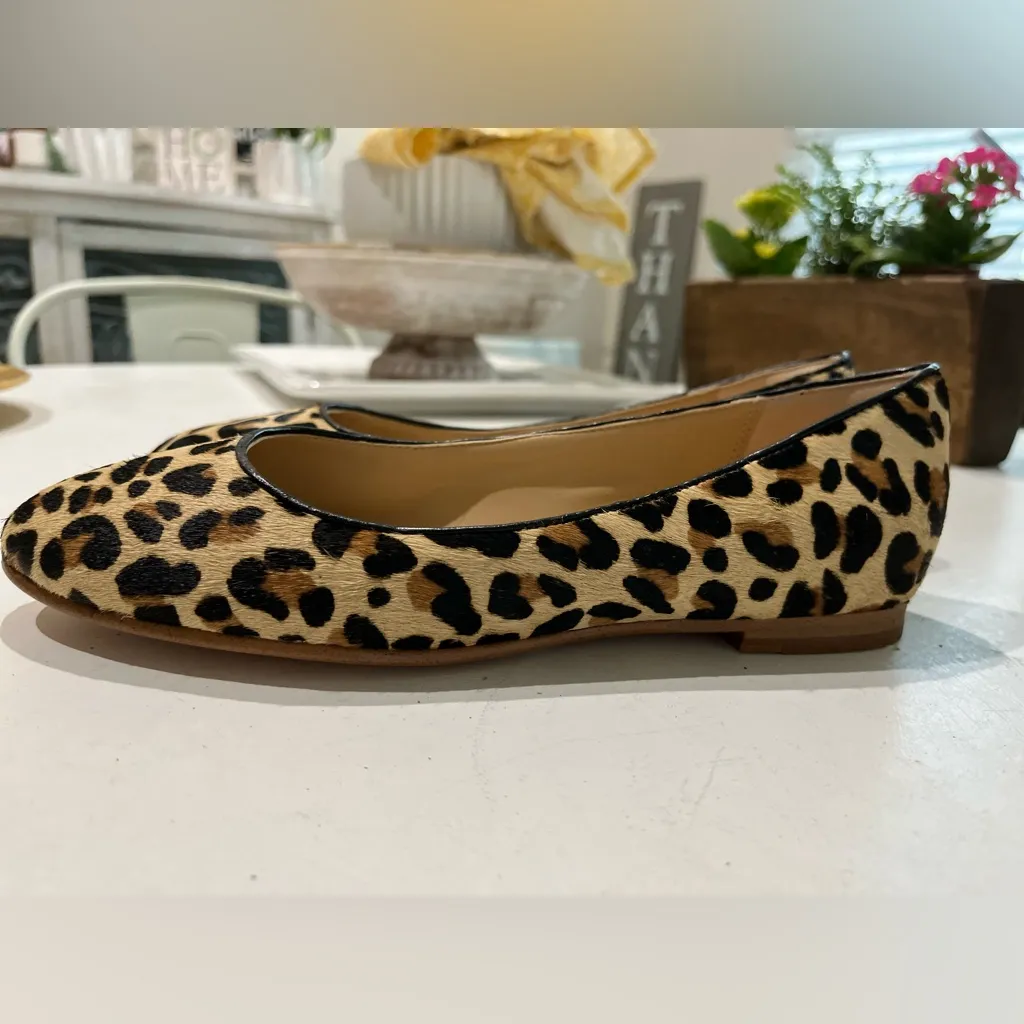 Clarks Grace Piper Cow Hair Leopard Print Flats NWT Size 7 - Image 2