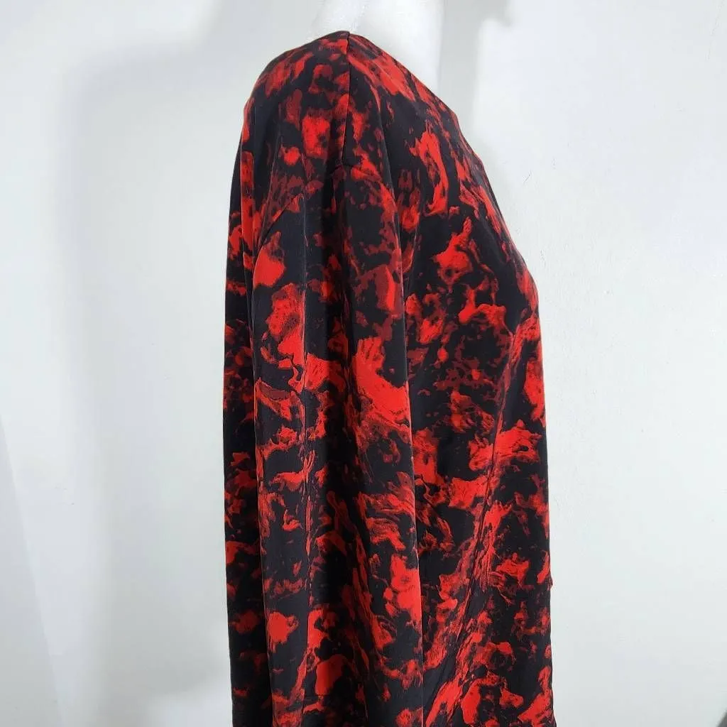 Carmen Marc Valvo Red and Black Print Blouse with Bell Sleeves NWT Size XL - Image 5