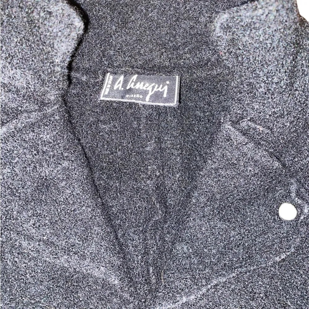 black vintage military style jacket with gold button - Image 3