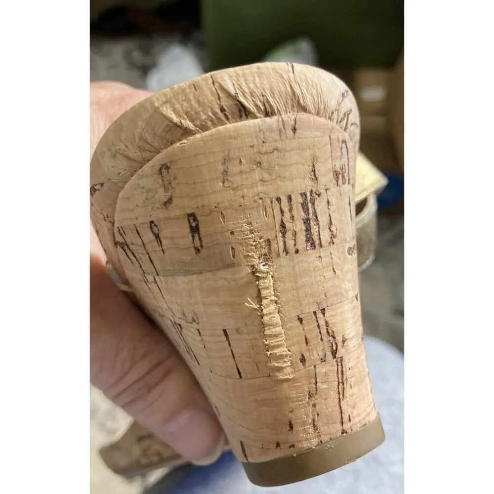 *White Mountain Sandals Women’s Size 8 Gold Wedge Thong Rhinestone Bling Slip On - Image 11