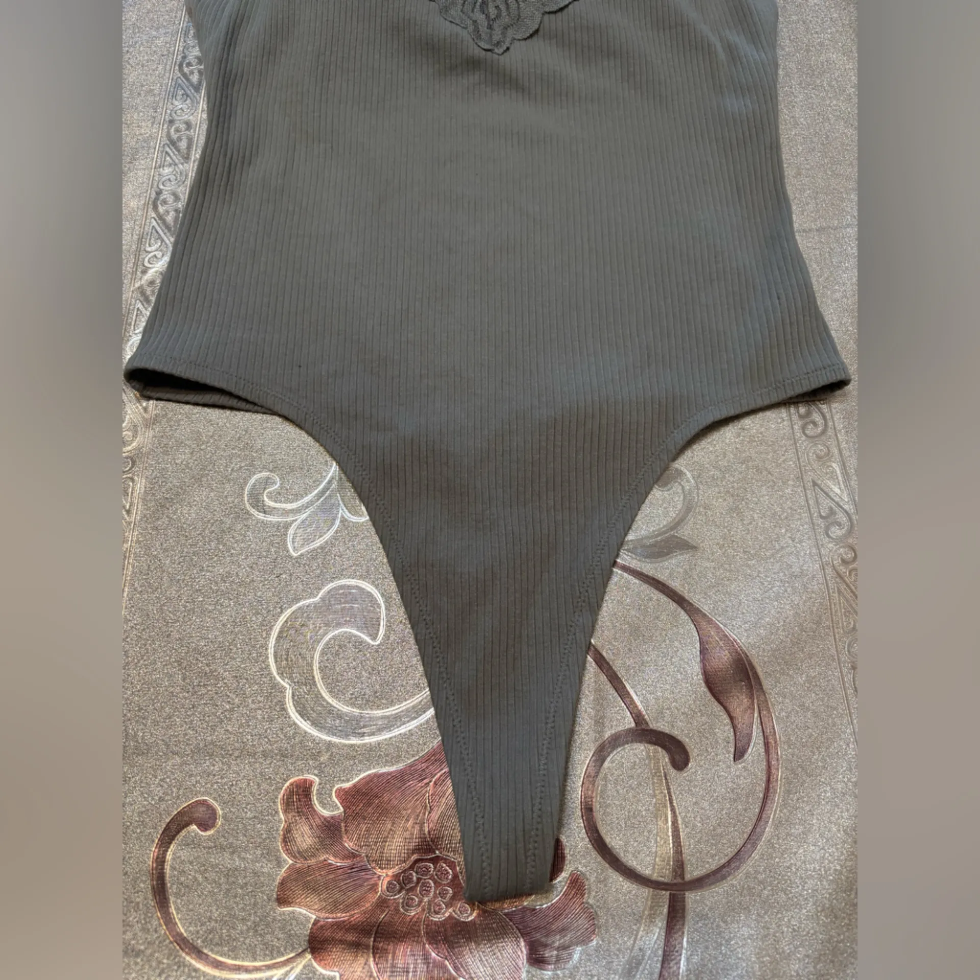 💚💚Victoria's Secret PINK Ribbed bodysuits size M 💚💚 - Image 4